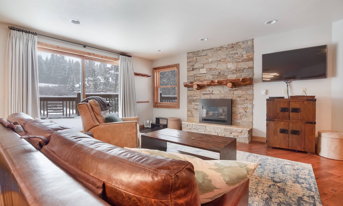 Four O'Clock Condo | Ski-in/Ski-Out Breckenridge Mountain Retreat; Free Shuttle