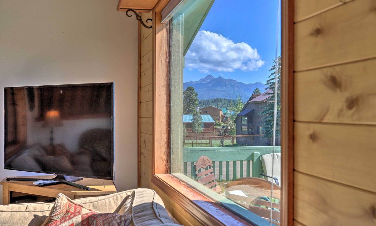 Lake Hatcher Park Cottage | Ski, Soak & Explore! Spacious Pagosa Springs Home