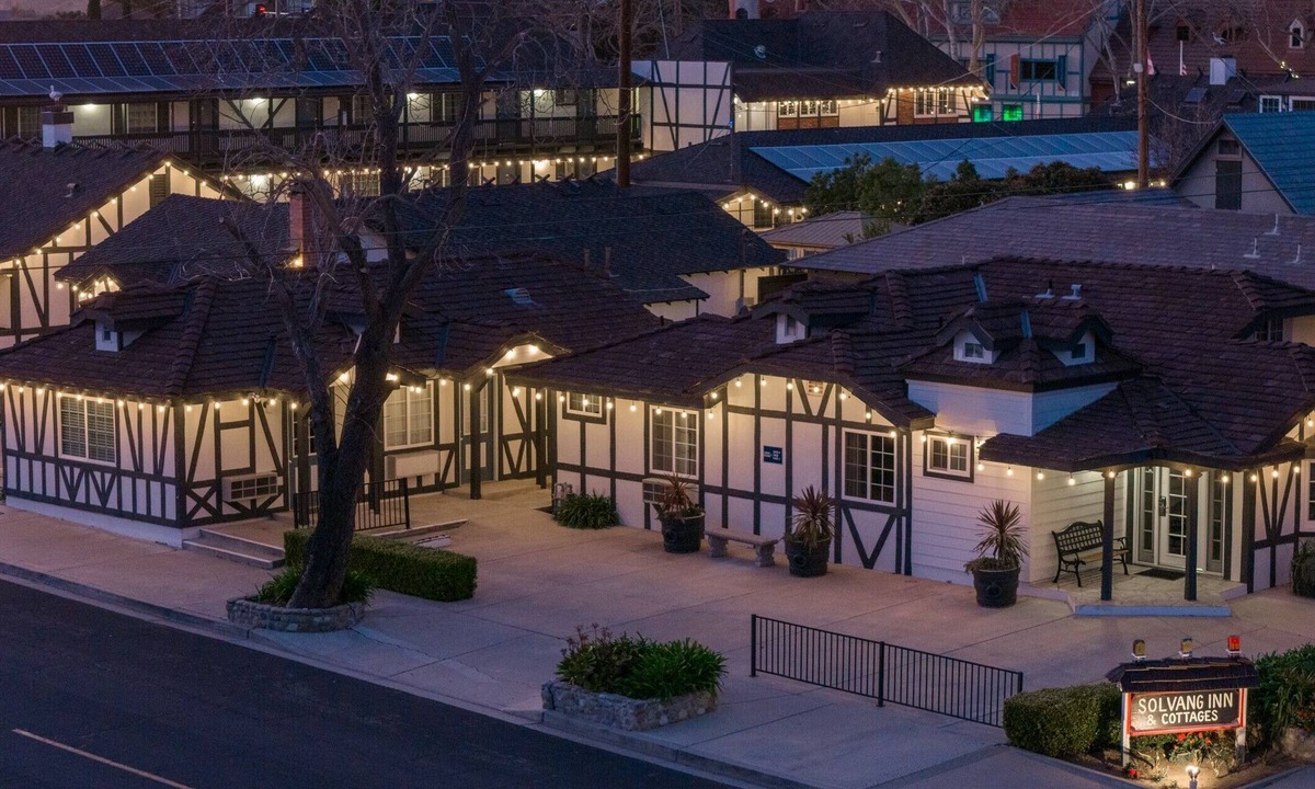 Solvang Hotel | Solvang Inn and Cottages