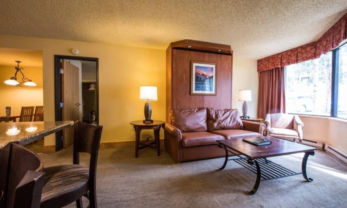 Mount Crested Butte Condo | Spacious 2 Queen Condo, Pet-Friendly + Kitchenette