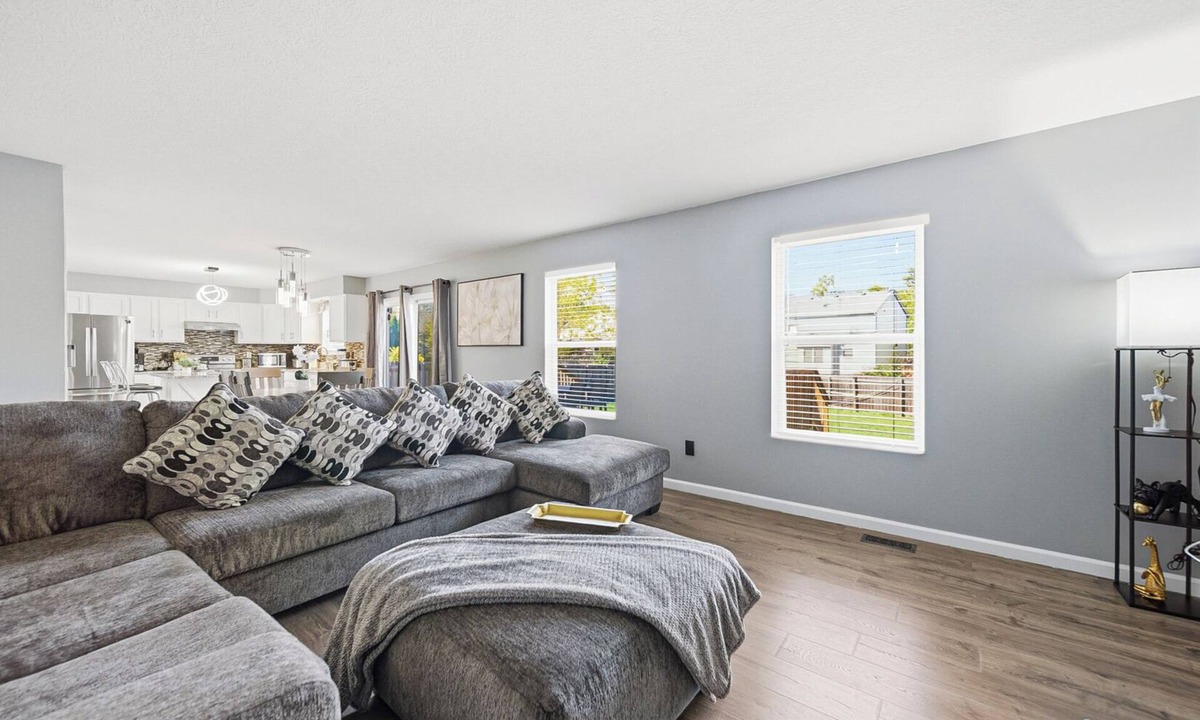 Hilliard House | Spacious 4-BR Retreat w/Game Room + BBQ Patio