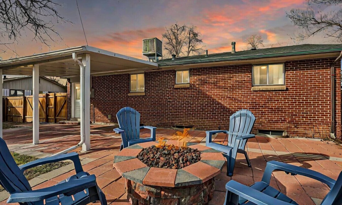 Aurora Hills House | Spacious 4BR Home w/Game Room, Fire Pit, & Fully Fenced Yard