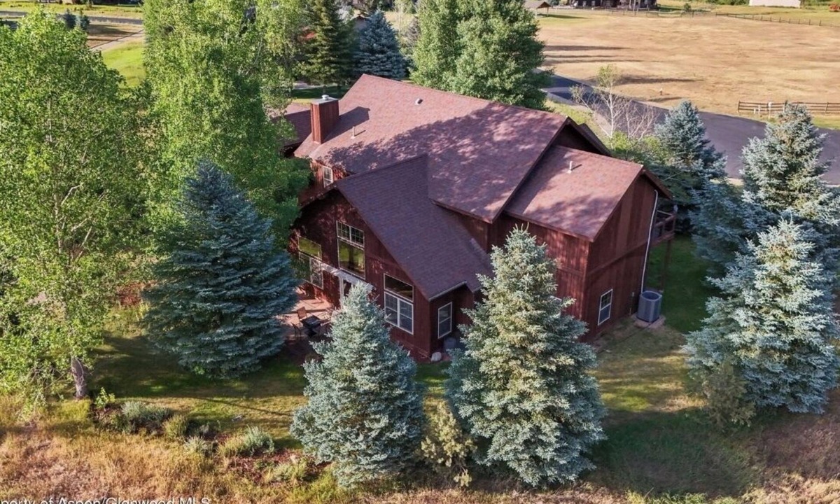 Glenwood Springs House | Spacious 7-bedroom Close to Sunlight, Downtown & the Hot Springs