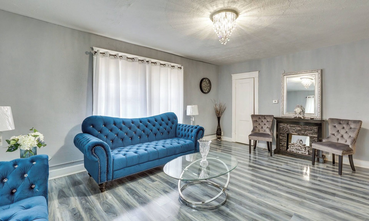 Canton Condo | Spacious Condo 4 Mi to Pro Football Hall of Fame!