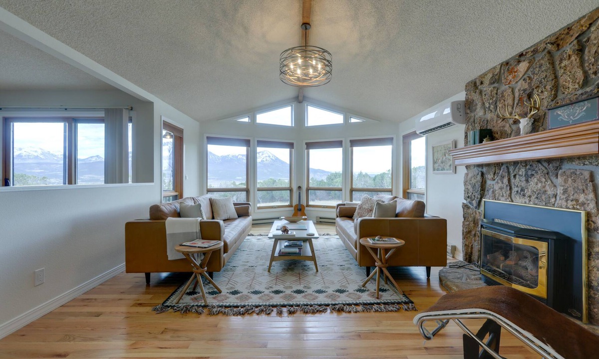 Hotchkiss House | Spacious Hotchkiss Home w/Stunning Mountain Views