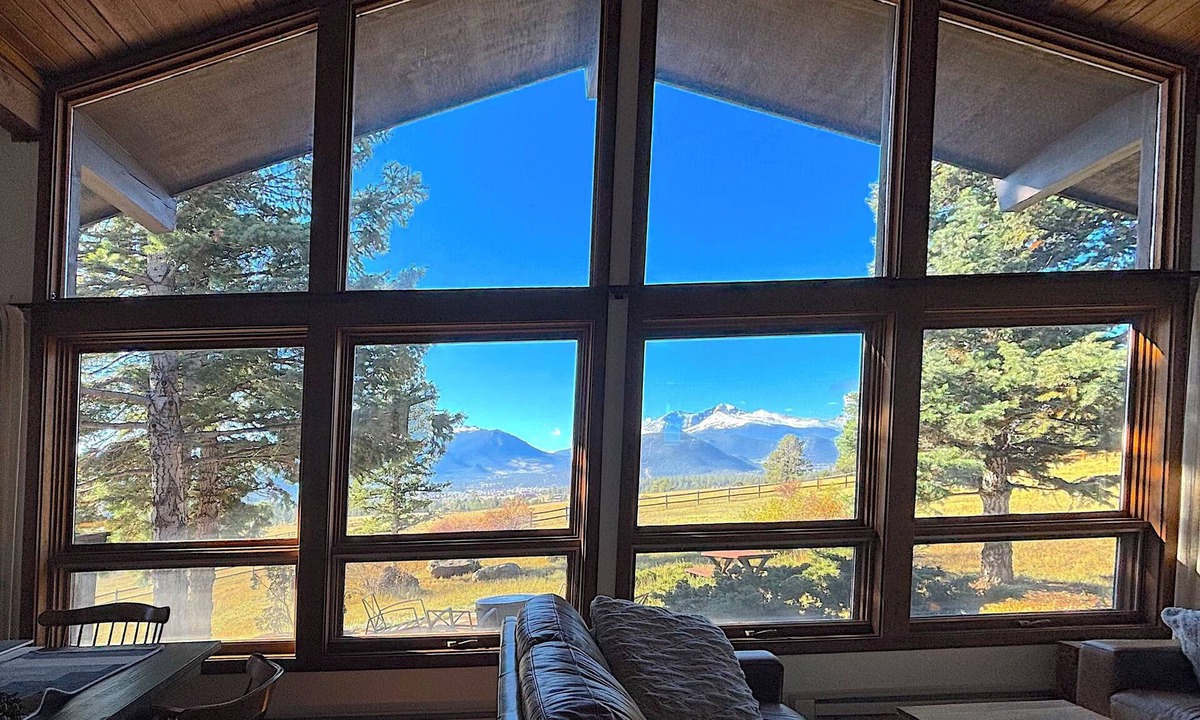 Estes Park House | Spacious, private 5-bedroom house on 3 acres in Estes Park with incredible views