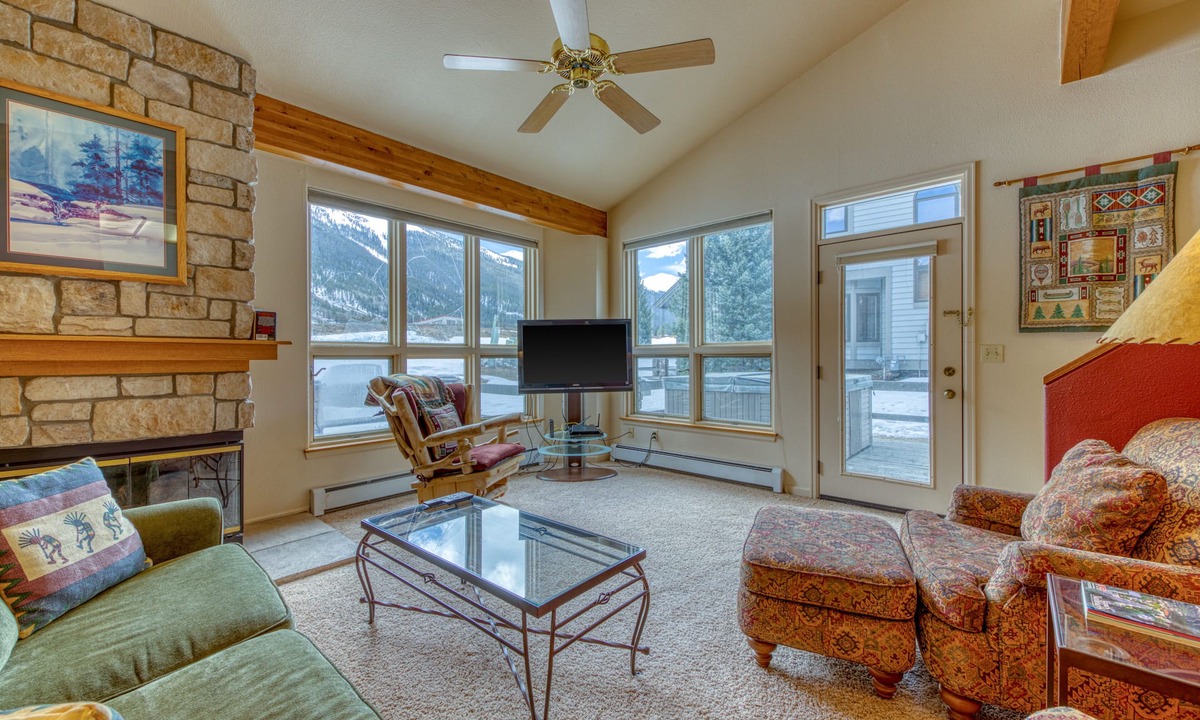 East Village at Copper House | Spacious resort home w/private garage, hot tub & laundry. Bus to slope