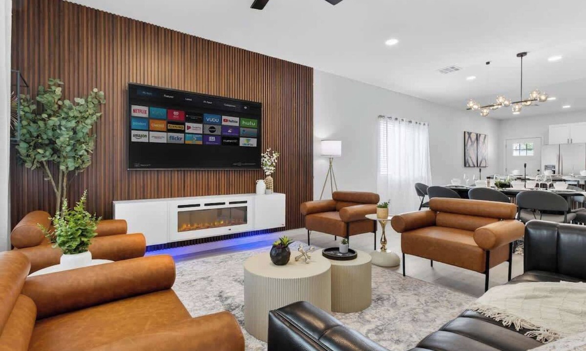 North Las Vegas House | Spacious & Stylish North Las Vegas Villa!
