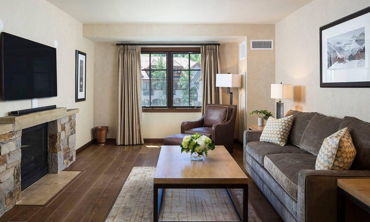 Mountain Village Resort | Spacious Suite w/ Gas Fireplace & Amazing Mountain Views
