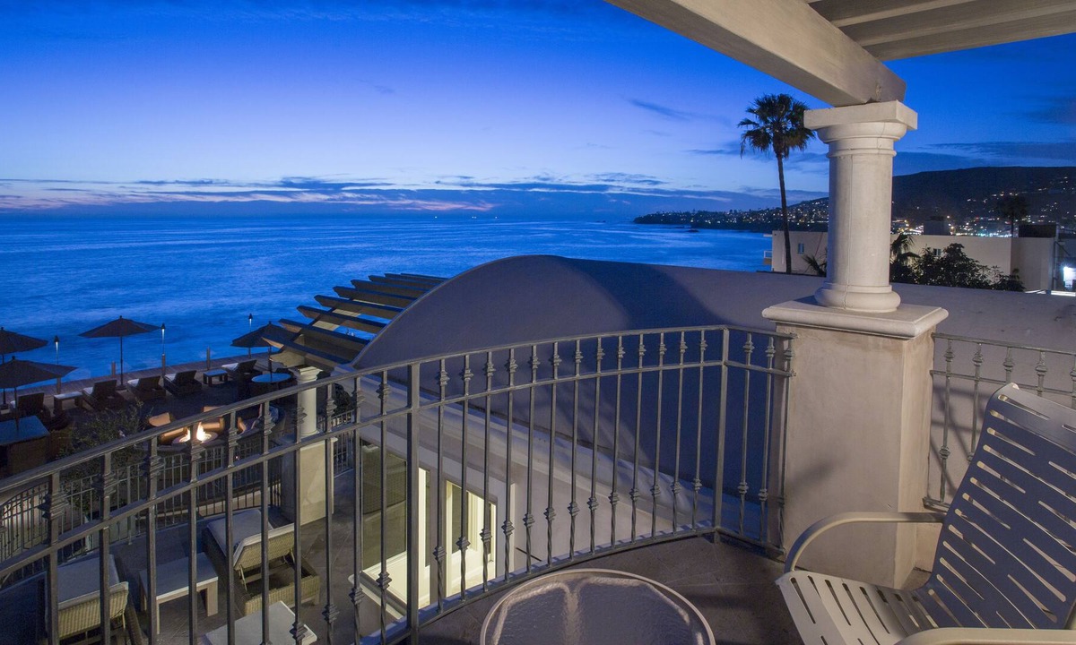 Laguna Beach Villa | Spectacular upgraded ocean villa, two bedroom