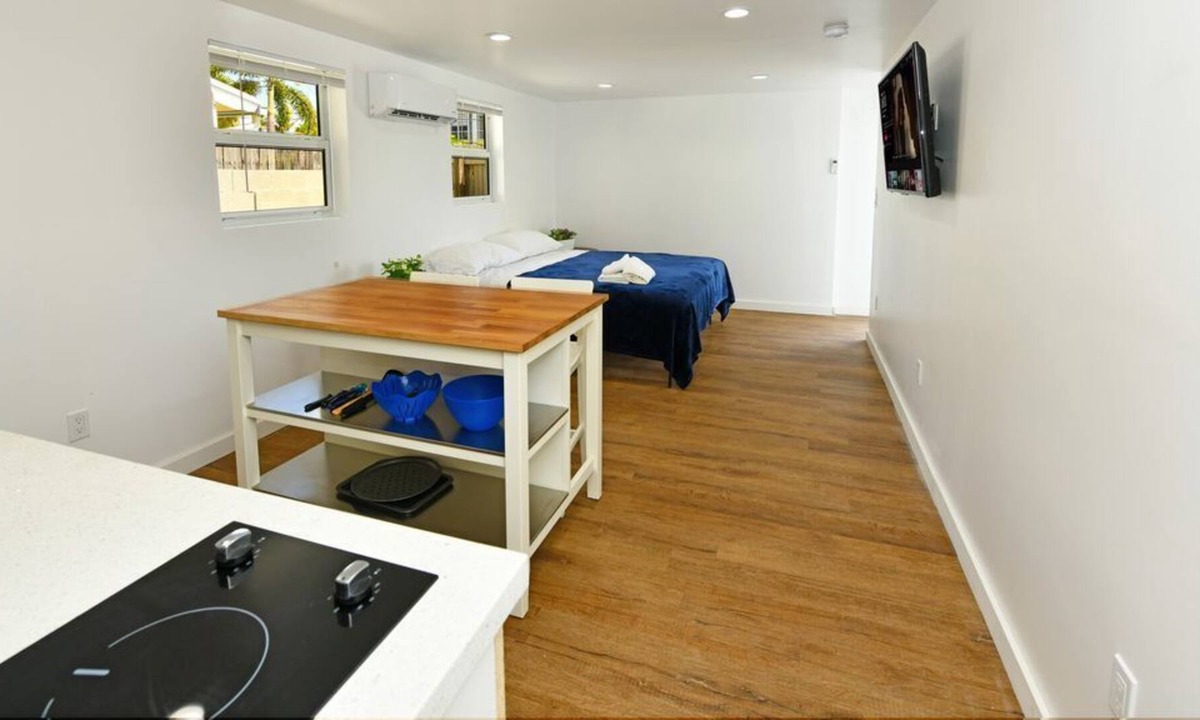 Oakland Park Apartment | Spring Break | Elegant Studio | Beach 4min | Free Bikes
