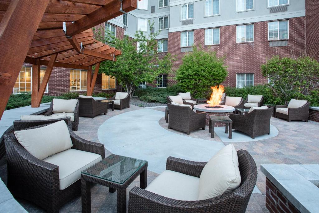 Dupont Hotel | Staybridge Suites Denver International Airport by IHG