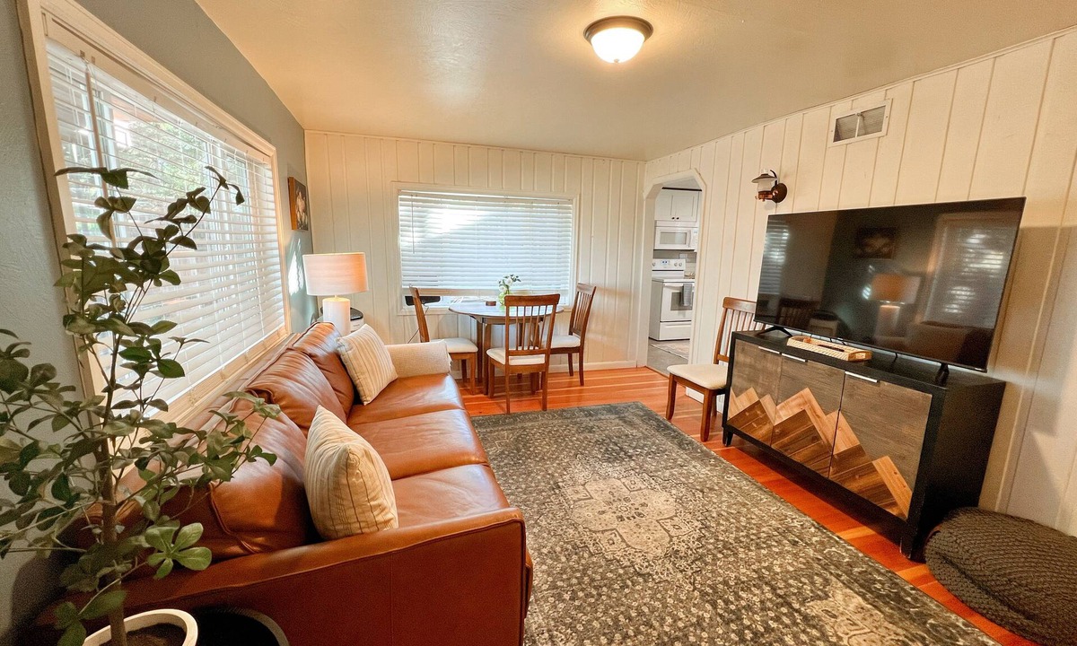 Colorado Springs Cabin | Steps from Mountain View Cafe! 2 bedroom attached cabin w/fenced private yard!