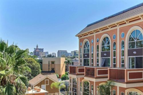 San Jose House | Super Bowl Condo 12 Min Walk to Light Rail