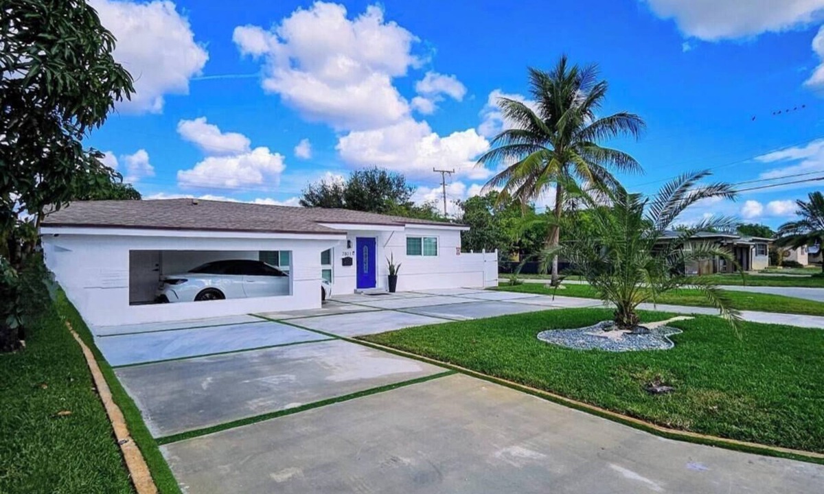 Miramar House | Superb 4-bedroom house with AC in friendly Miramar