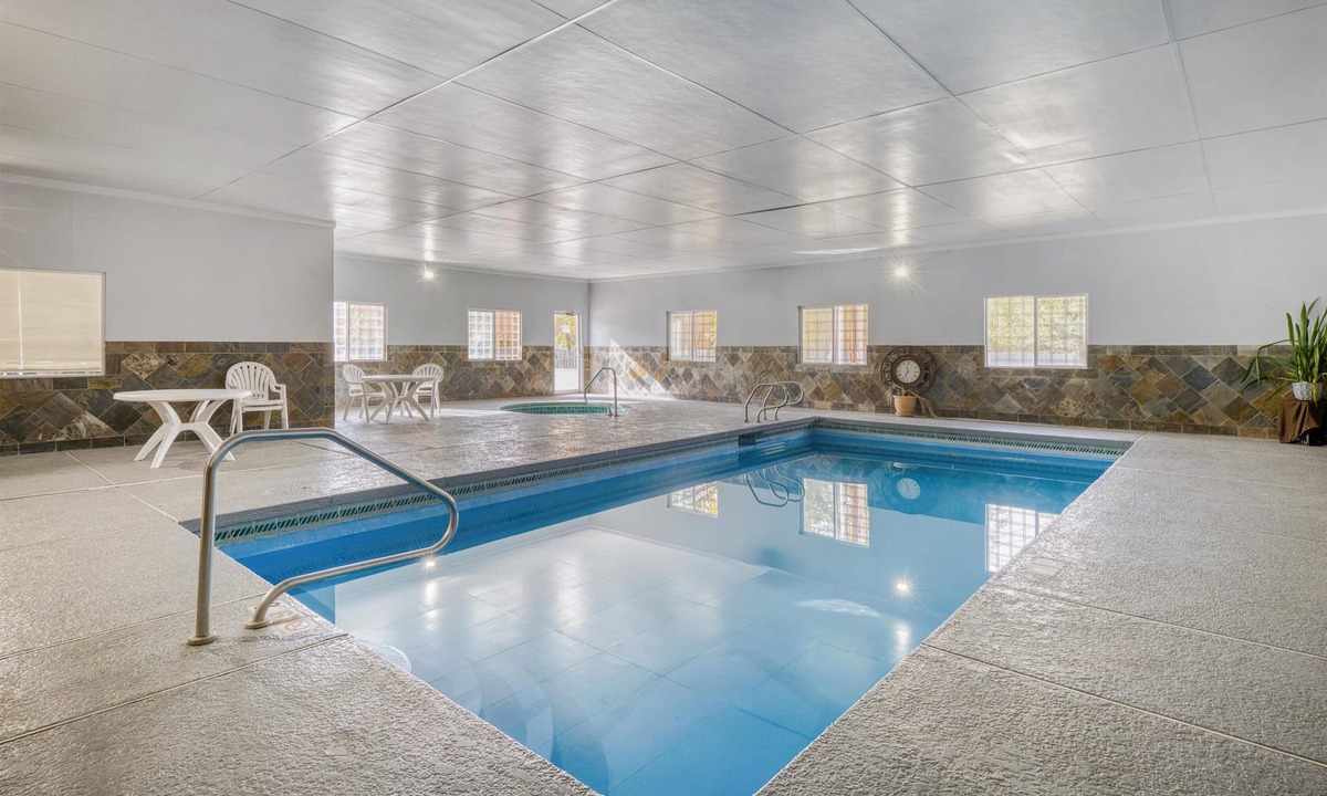 Montrose Hotel | SureStay Plus by Best Western Montrose