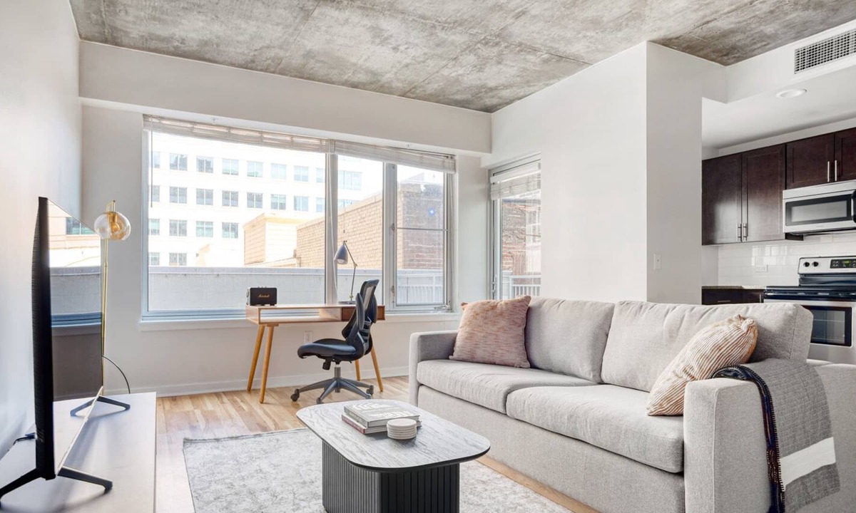 LoDo Apartment | Tasteful LoDo 1BR w/ W/D, Pool & Gym, near Union Station, by Blueground