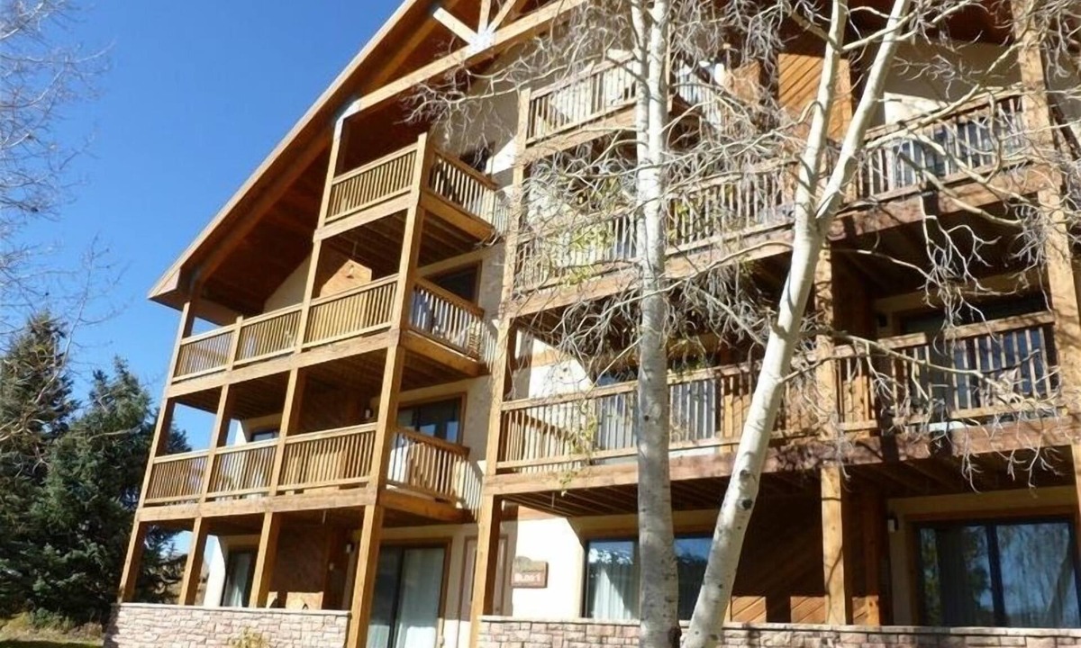 Mount Crested Butte Condo | Tastefully Remodeled, Spacious,Luxury, Calm and Peaceful
