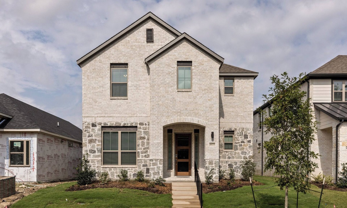 Fairview House | TCH - Spacious 4bd/3.5ba in Fairview with Office
