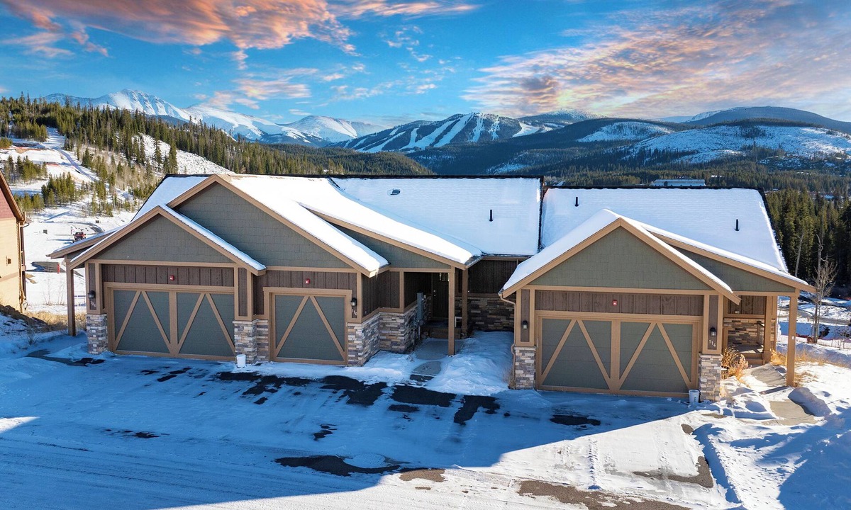Rendezvous House | The AlpenGlow House: Private Hot Tub Retreat with Stunning Mountain Views!
