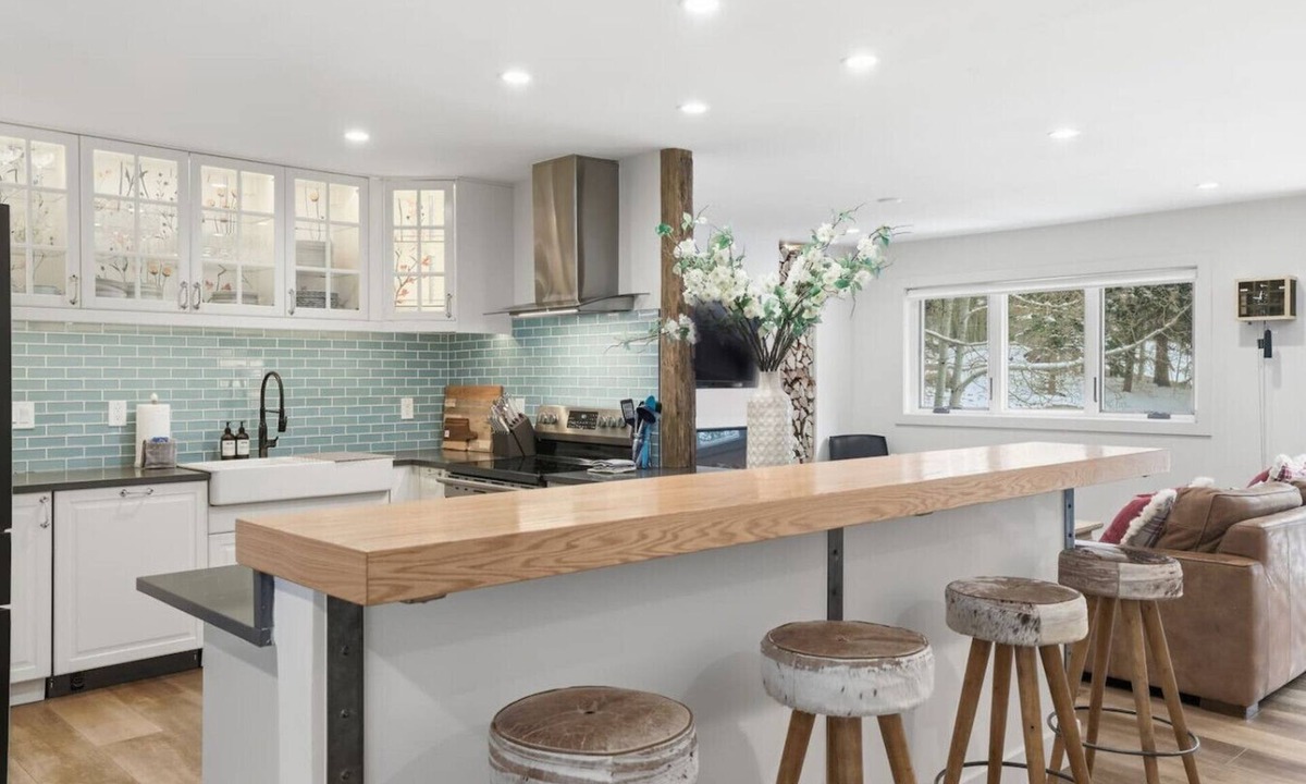 Vail Villa | The Alpine Atelier I 4BR Townhome Near Shuttle Stop
