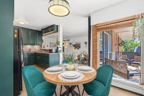 University Park House | The Aviary Near CSU with Pool, Sauna, and Gym