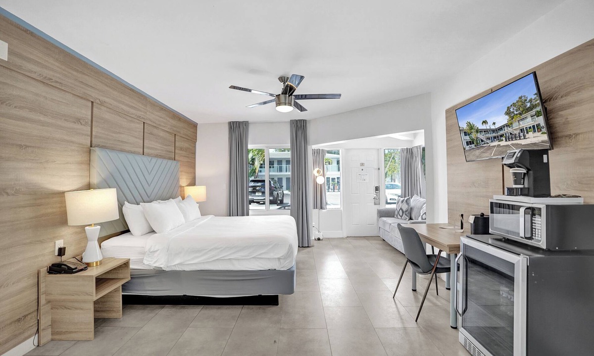 Galt Mile Hotel | The Botanica