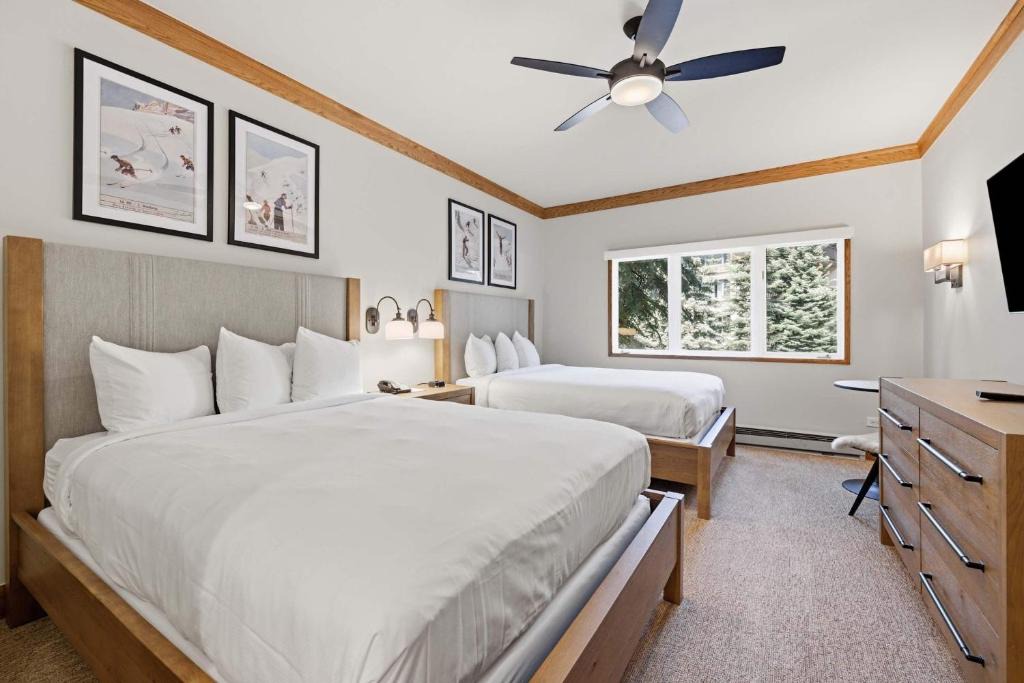 Beaver Creek Hotel | The Charter at Beaver Creek E045