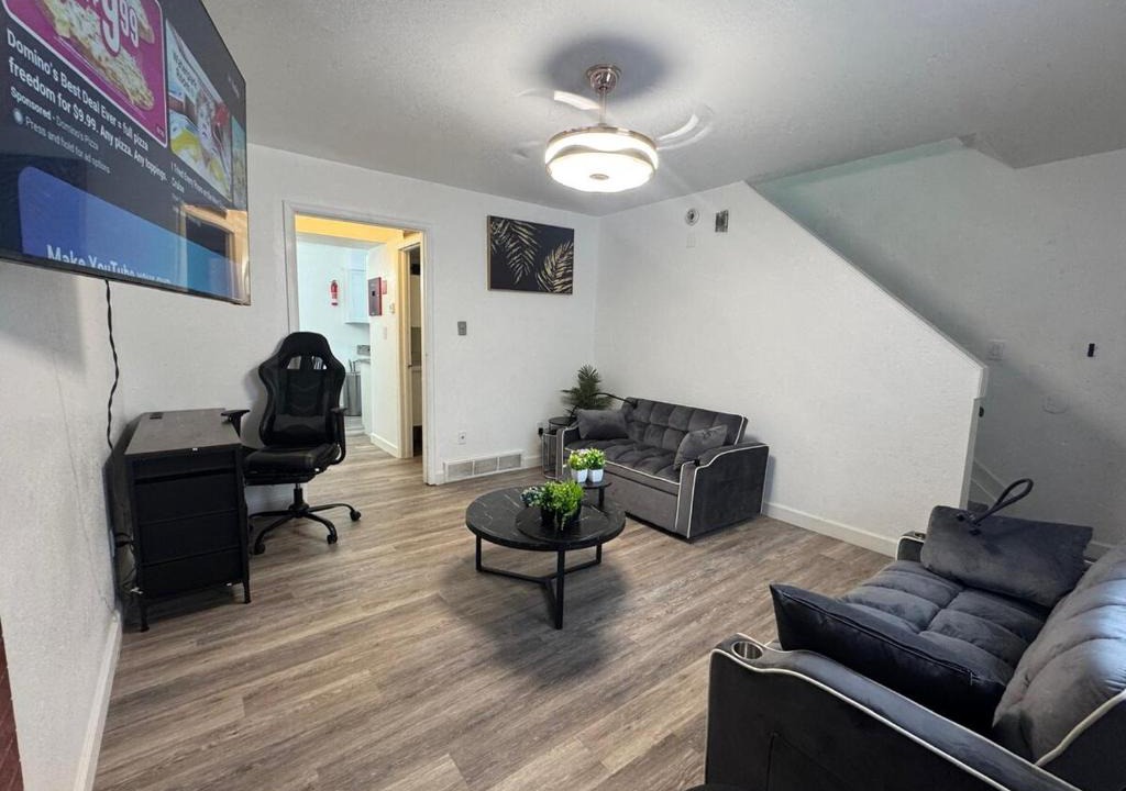 Pueblo Apartment | The Chautard Suite