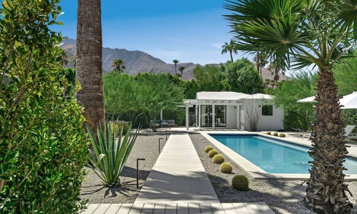 Little Tuscany House | The Knot - The Ultimate Palm Springs Bungalow