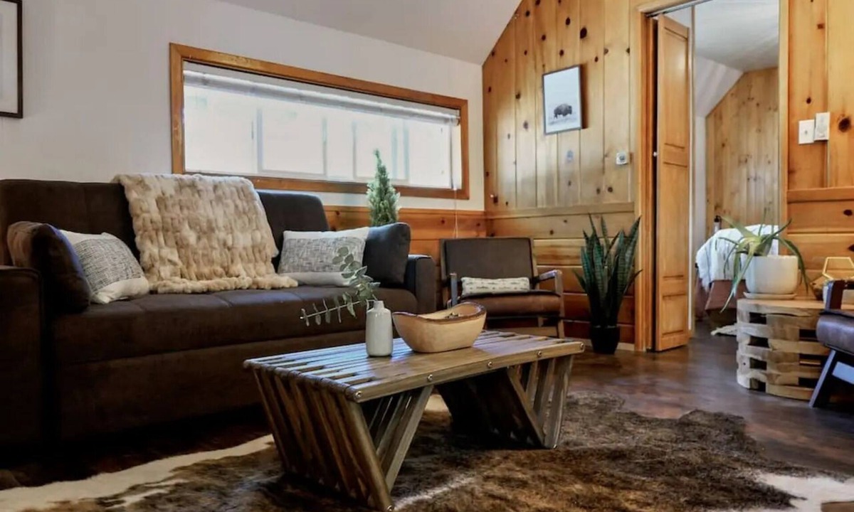 June Lake Hotel | The Loop 2 Bedroom Suite at Lake Front Cabins
