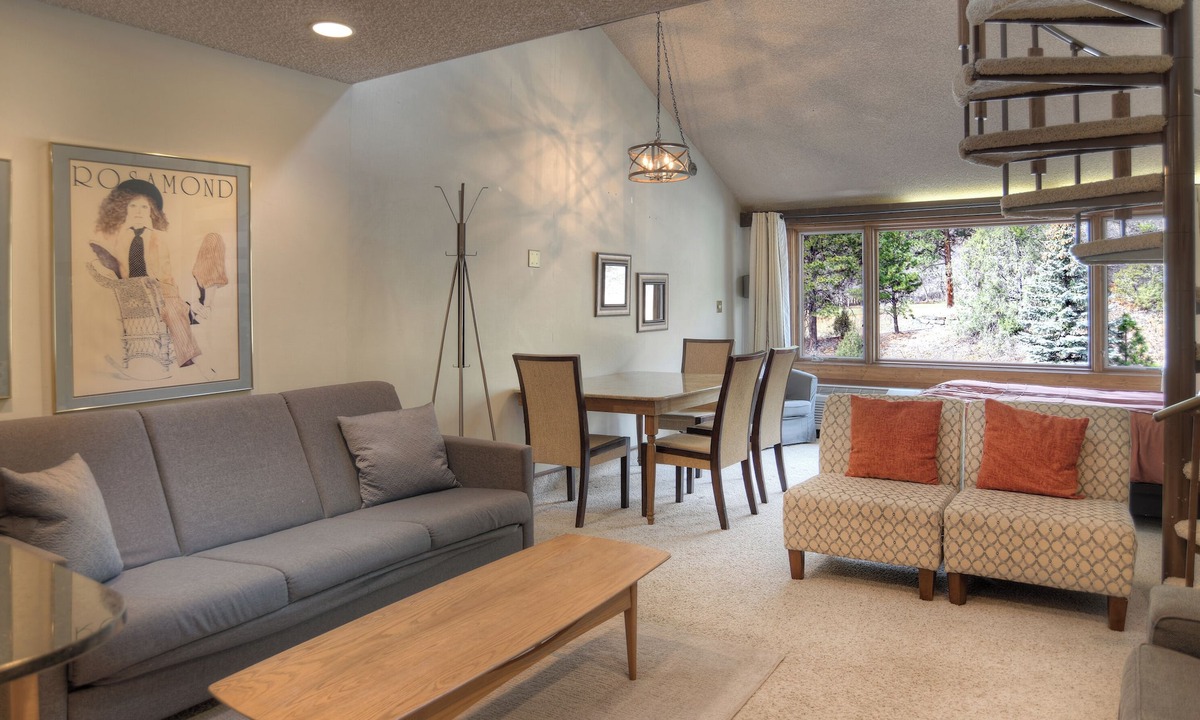 Purgatory Cabin | The Mulligan | AC, Pool, Hot Tub, Golf & Ski