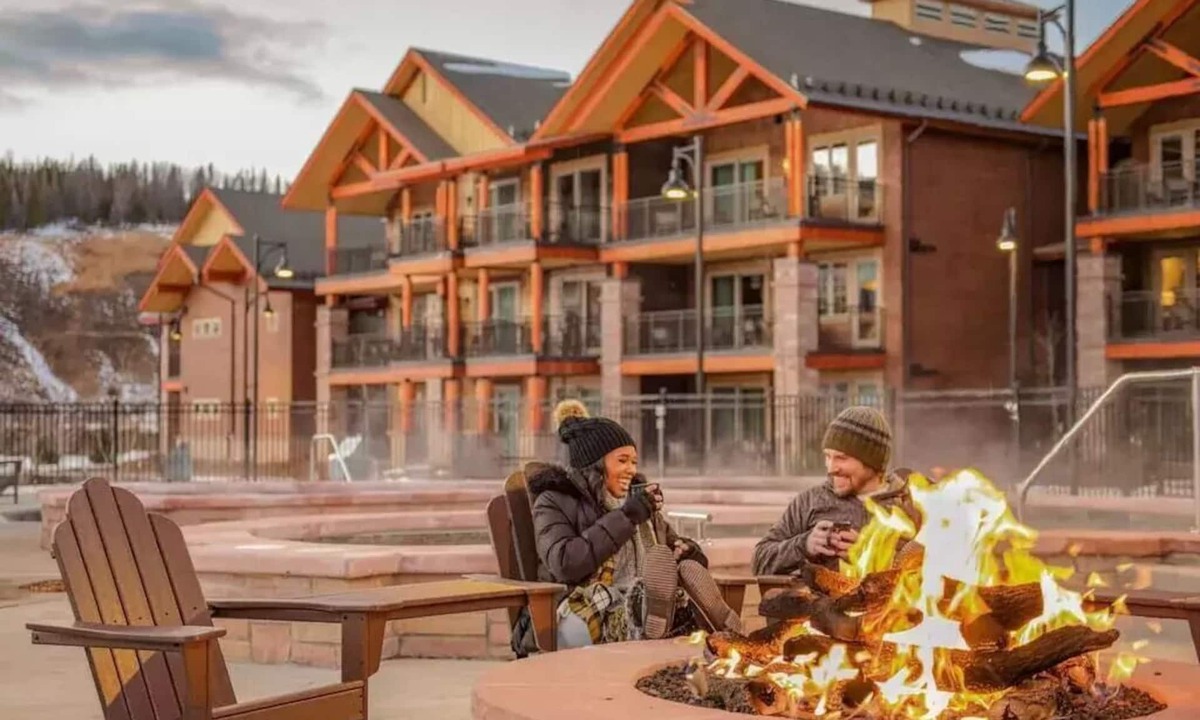 The Highlands Condo | The Ranahan Resort is Amazing for relaxing, skiing and enjoying the views!