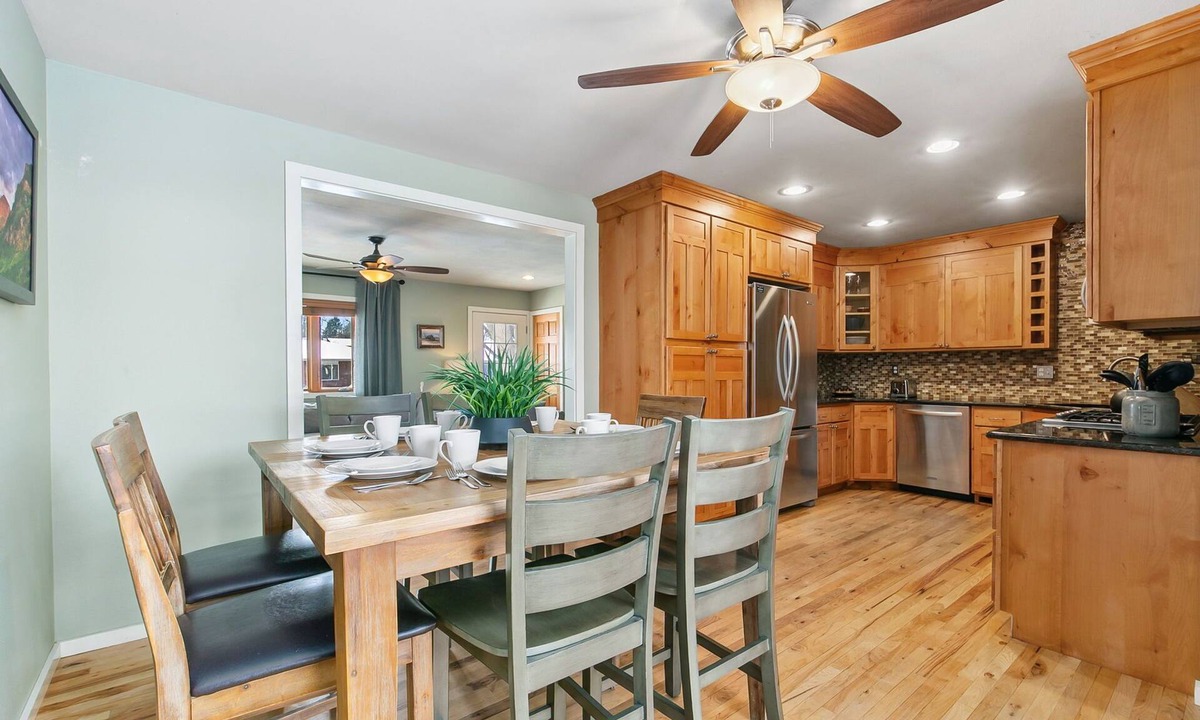 Fort Collins House | The Rustic Retreat - Pet Friendly w/Fenced Yard