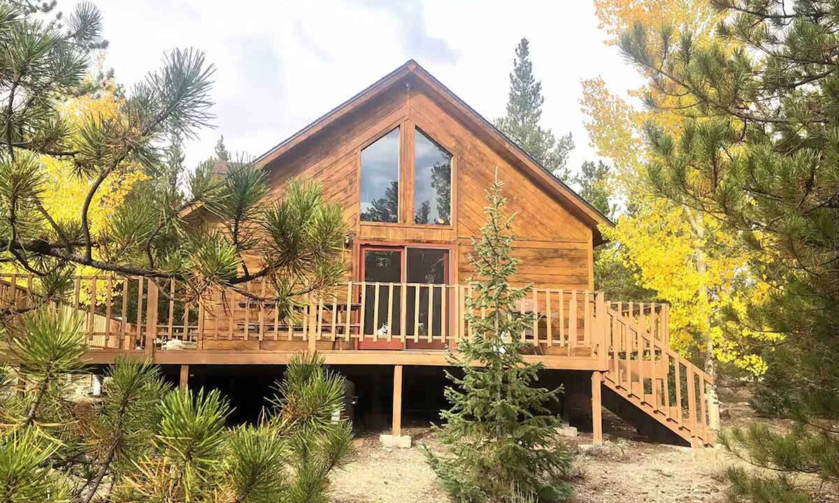 Twin Lakes Cabin | The Spruce Cabin — 14er Trails | Wood Stove | Pets OK | Sleeps 6