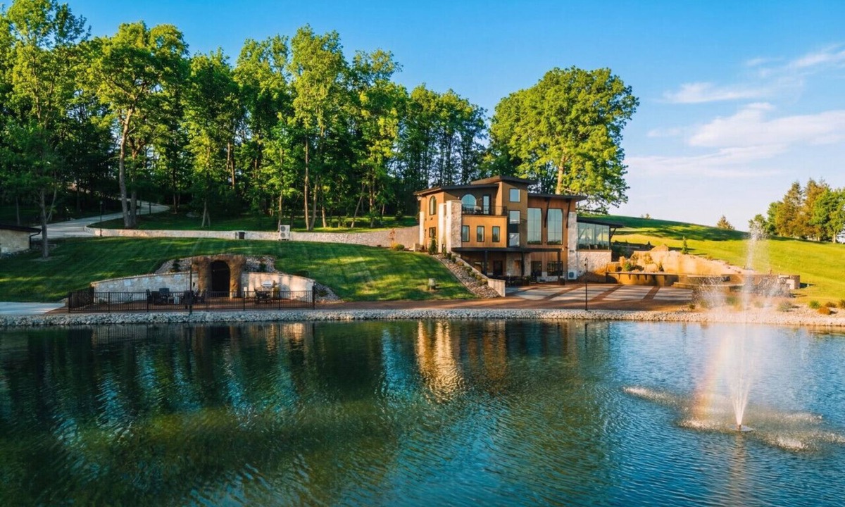 Sugarcreek House | The Valen + Bunker @ Brandywine Grove