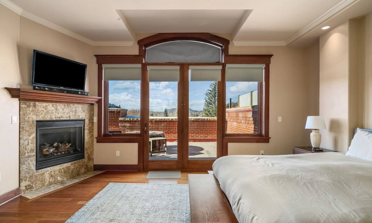 Downtown Steamboat Springs Condo | The Victoria 4 1 Bedroom Condo by RedAwning