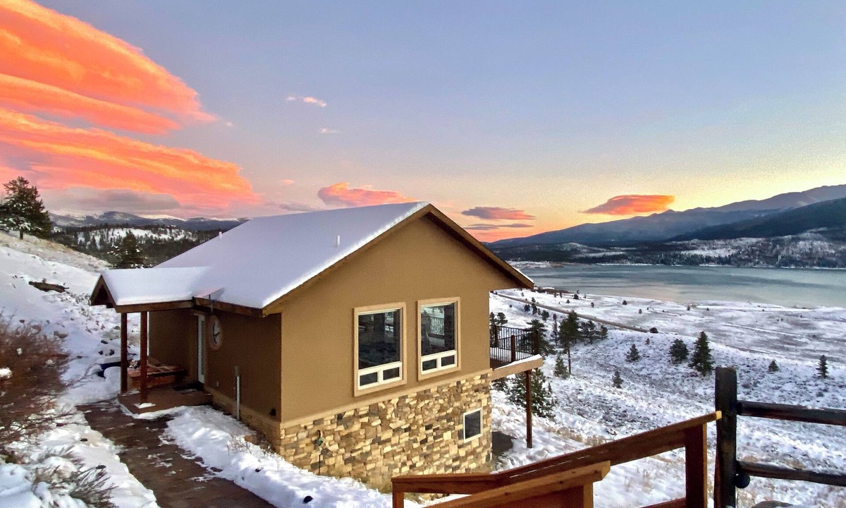 Twin Lakes House | The ViewHaus at Twin Lakes