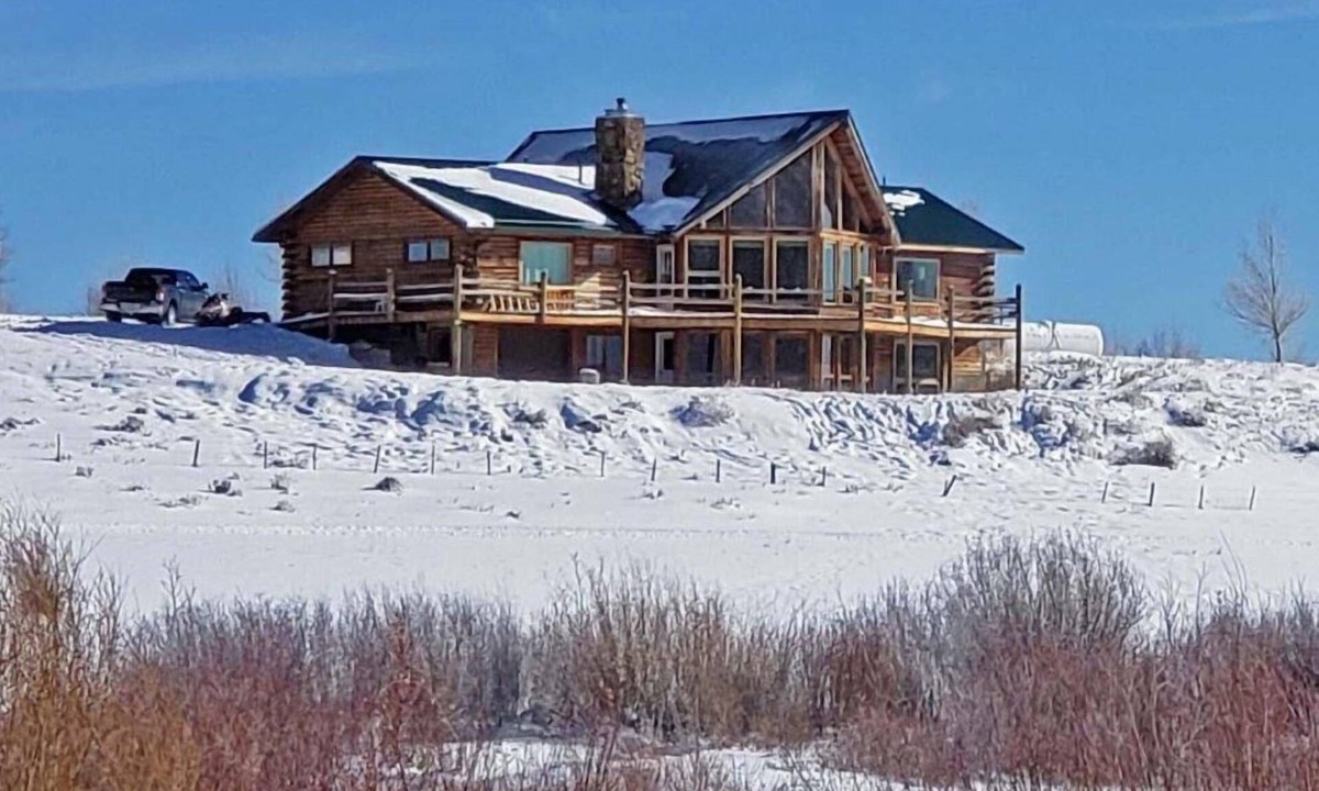 Walden House | The Wapiti Retreat @ 22 West Cabins 18miles from Walden, 80 miles from Steamboat