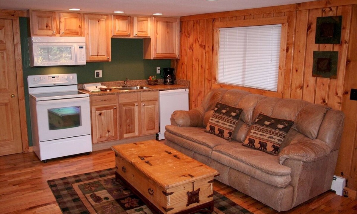Estes Park Ski Chalet | Timber Creek Chalets: 10a 1 Bedroom Chalet
