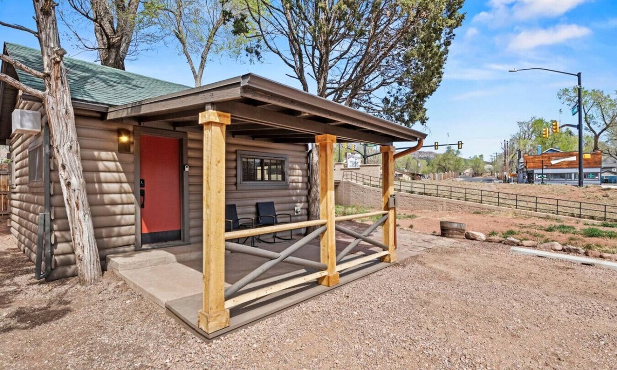 Colorado Springs Cabin | Timber Lodge Cabin #1