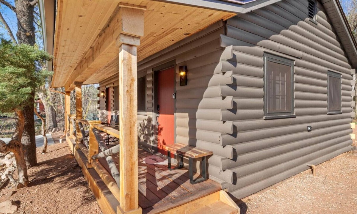 Colorado Springs Cabin | Timber Lodge Cabin #27