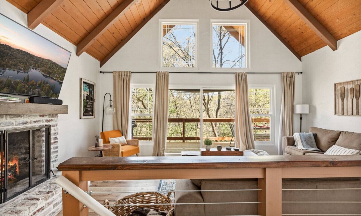 Lake Arrowhead House | Timberlake Chalet | MAJOR INTERNATIONAL SPORTING EVENT Ready!