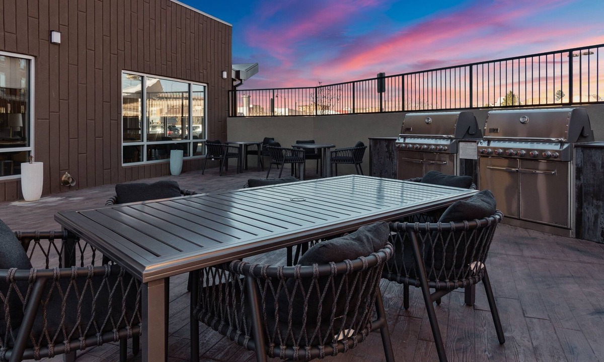 Pueblo Hotel | TownePlace Suites by Marriott Pueblo Downtown