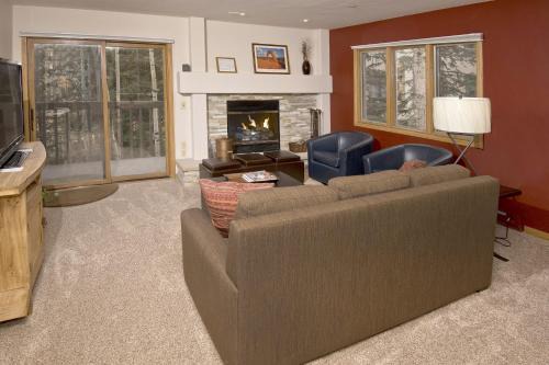 Beaver Creek Apartment | Townsend Place 206A Condo