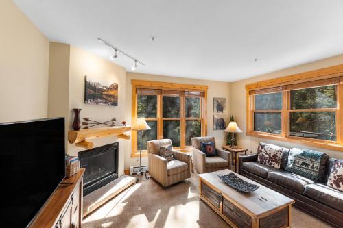 Keystone House | Trappers Crossing #8768 : 2