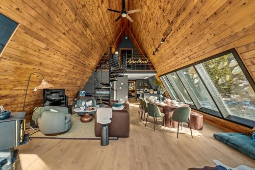 Alma House | Ultimate A-frame, 12 mi to Breckenridge, Mountain View with Sauna and Hottub