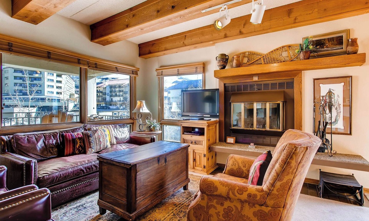 Mount Crested Butte Condo | Updated 2BR Condo with View of Lifts by RedAwning