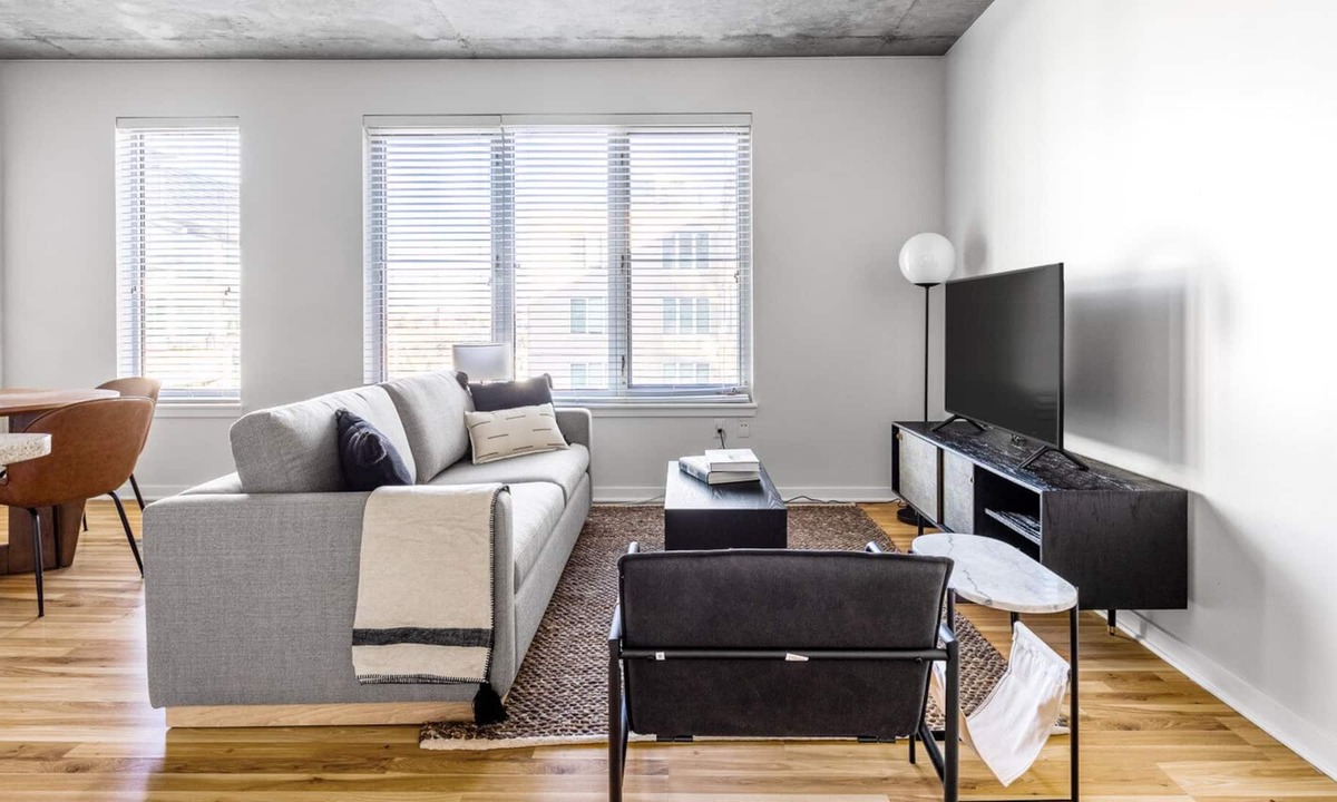 LoDo Apartment | Upscale LoDo 1BR w/ Pool, Gym, 1 block from Union Station, by Blueground