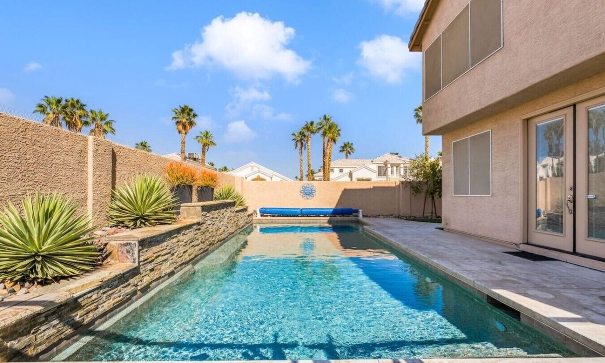 Spring Valley House | Vegas Oasis: Pool, Hot Tub & Billiards Near Strip